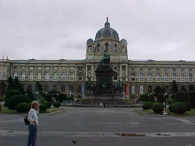 MVC-693S.JPG, 28197 bytes, 7/20/01