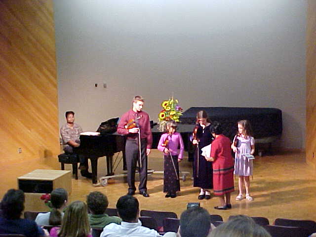MVC-182S.JPG, 33155 bytes, 12/25/01