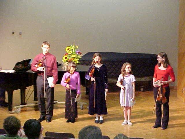 MVC-183S.JPG, 37232 bytes, 12/25/01