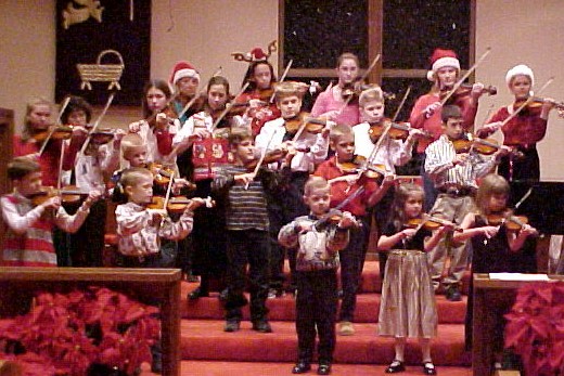 suzuki string ensemble 1.jpg, 79388 bytes, 12/20/01